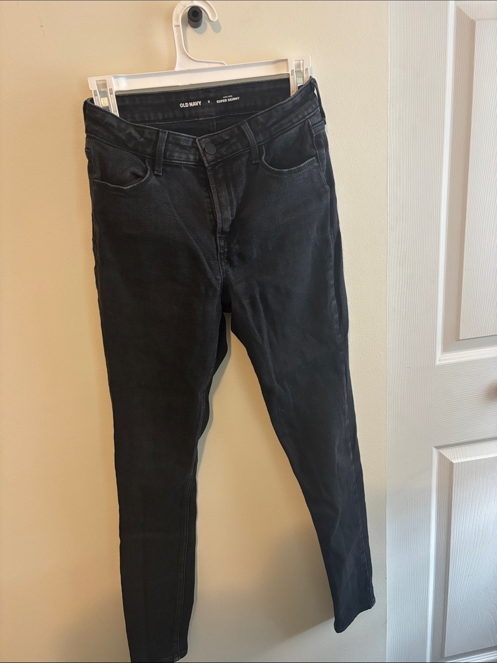 Old Navy Women's Black Skinny Jeans